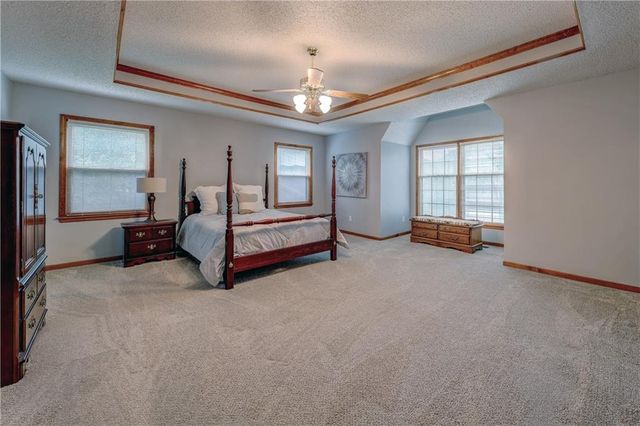 13842 W 110th Street, Lenexa, KS 66215