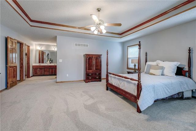 13842 W 110th Street, Lenexa, KS 66215