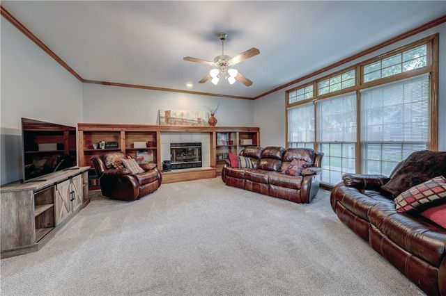 13842 W 110th Street, Lenexa, KS 66215