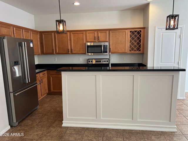 4120 S SAWMILL Road, Gilbert, AZ 85297