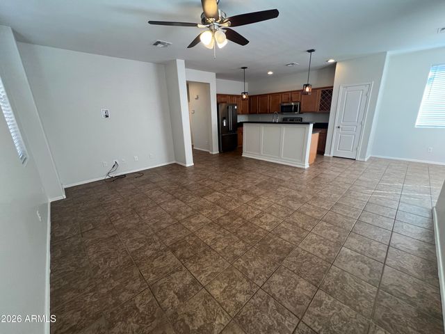 4120 S SAWMILL Road, Gilbert, AZ 85297