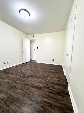 2834 Shartle Street, Middletown, OH 45042