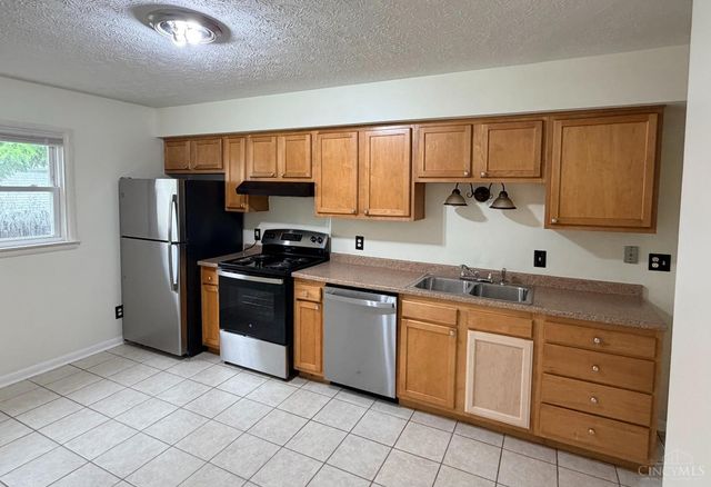 2834 Shartle Street, Middletown, OH 45042