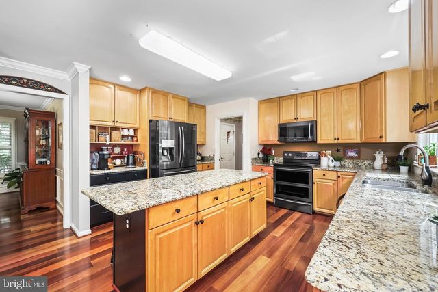 6843 LOCHMERE DR, Manassas, VA 20112