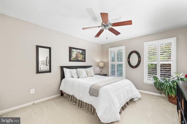 6843 LOCHMERE DR, Manassas, VA 20112