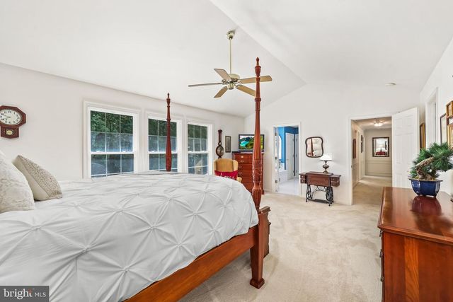 6843 LOCHMERE DR, Manassas, VA 20112