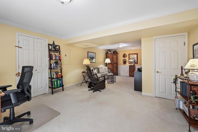 6843 LOCHMERE DR, Manassas, VA 20112