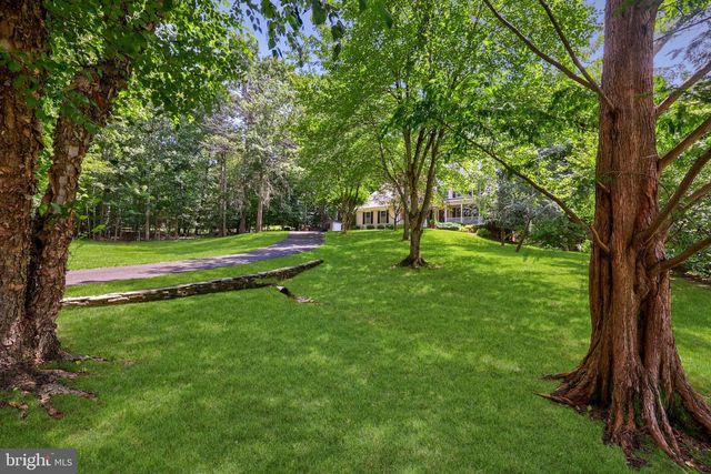 6843 LOCHMERE DR, Manassas, VA 20112