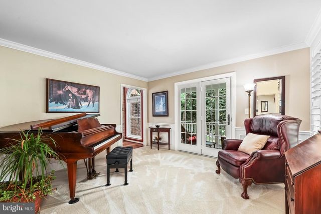 6843 LOCHMERE DR, Manassas, VA 20112