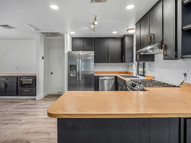 2430 Morrene Dr, Placerville, CA 95667