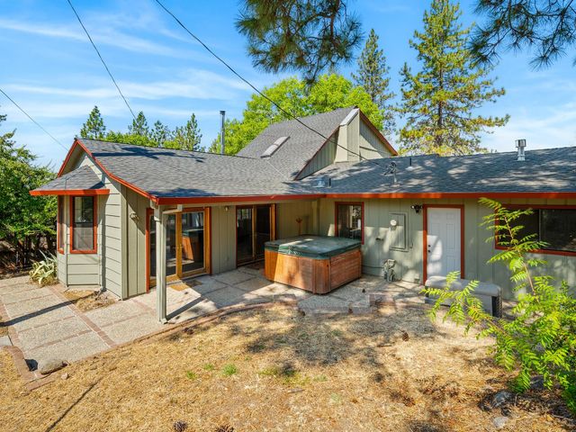 2430 Morrene Dr, Placerville, CA 95667