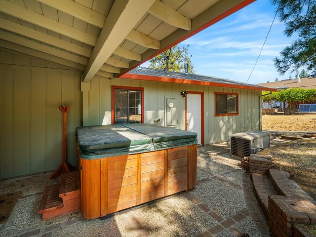 2430 Morrene Dr, Placerville, CA 95667