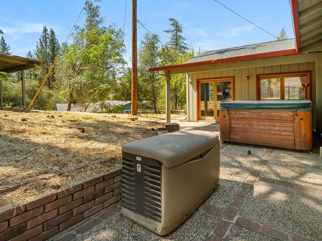 2430 Morrene Dr, Placerville, CA 95667