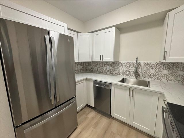 1219 E MOHAWK AVENUE A, Tampa, FL 33604