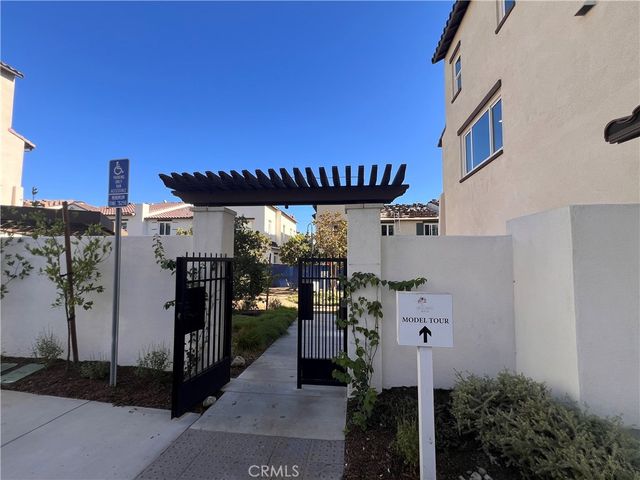 229 Stillwater, Claremont, CA 91711