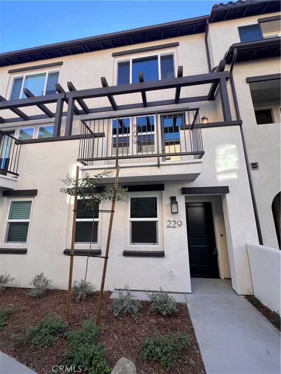 229 Stillwater, Claremont, CA 91711