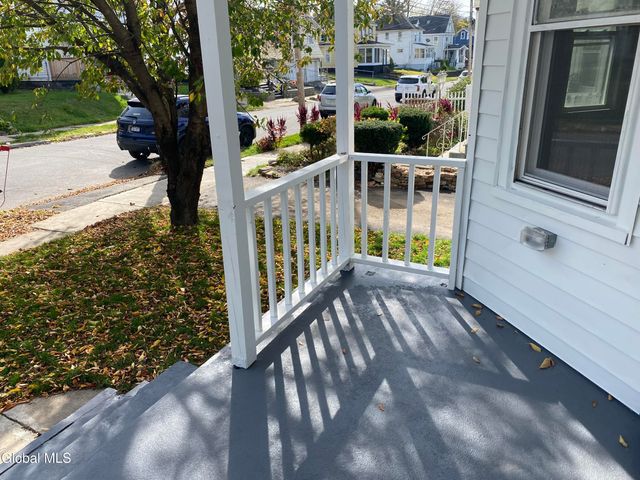 1755 Avenue B, Schenectady, NY 12308
