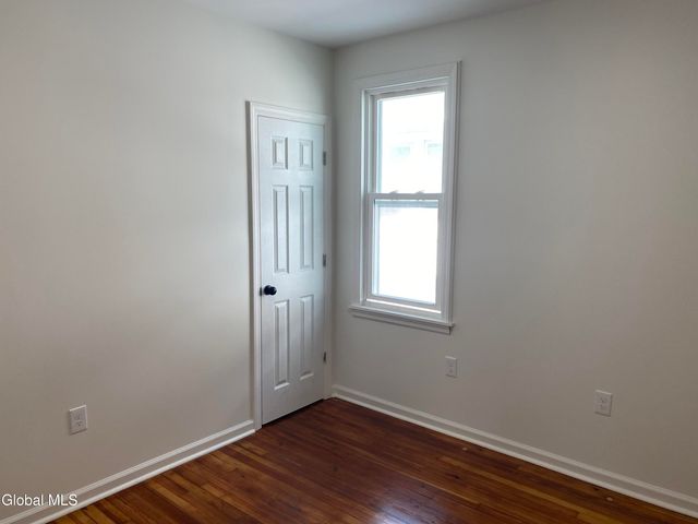 1755 Avenue B, Schenectady, NY 12308