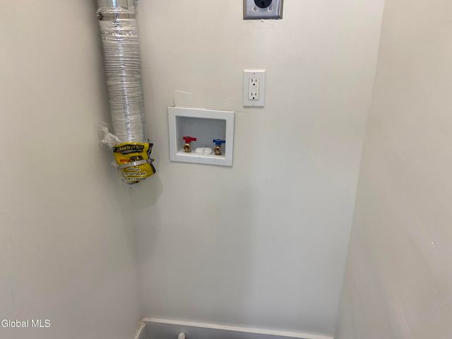 1755 Avenue B, Schenectady, NY 12308