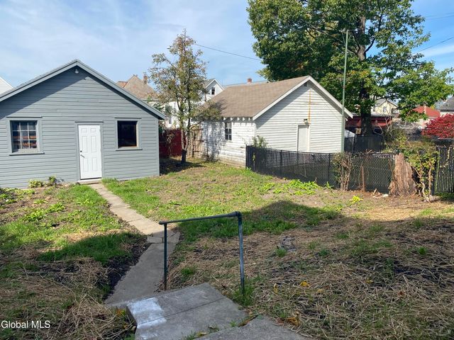 1755 Avenue B, Schenectady, NY 12308