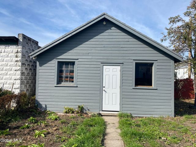 1755 Avenue B, Schenectady, NY 12308