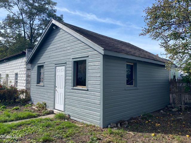 1755 Avenue B, Schenectady, NY 12308