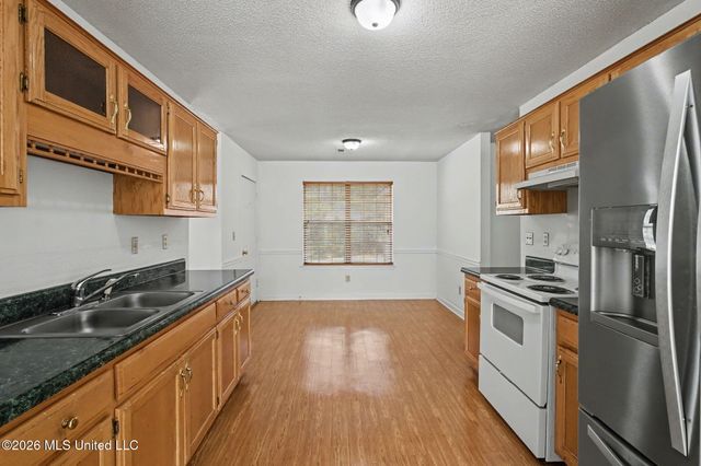 70 Yarbrough Loop, Holly Springs, MS 38635