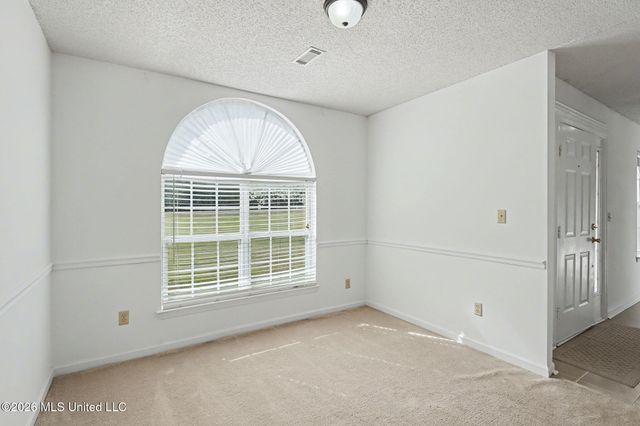 70 Yarbrough Loop, Holly Springs, MS 38635