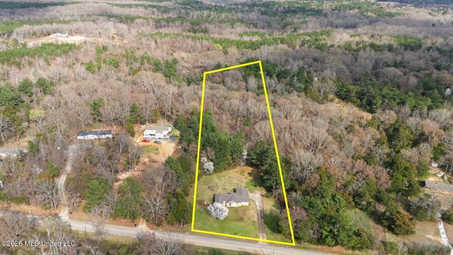 70 Yarbrough Loop, Holly Springs, MS 38635