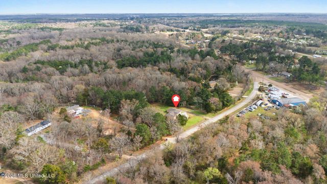 70 Yarbrough Loop, Holly Springs, MS 38635