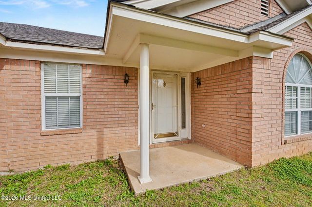 70 Yarbrough Loop, Holly Springs, MS 38635