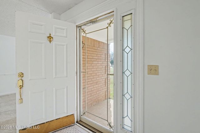 70 Yarbrough Loop, Holly Springs, MS 38635