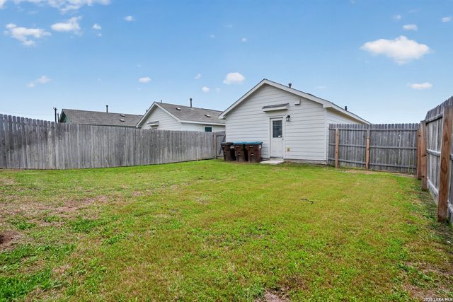 8230 Piedra Medina, San Antonio, TX 78252
