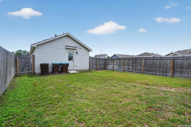 8230 Piedra Medina, San Antonio, TX 78252