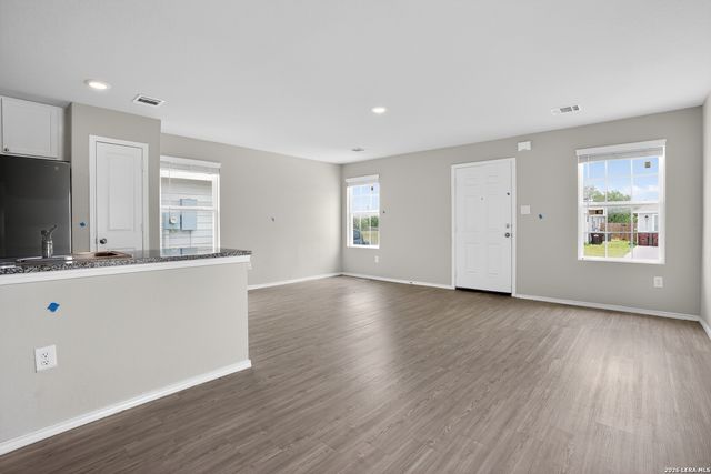 8230 Piedra Medina, San Antonio, TX 78252
