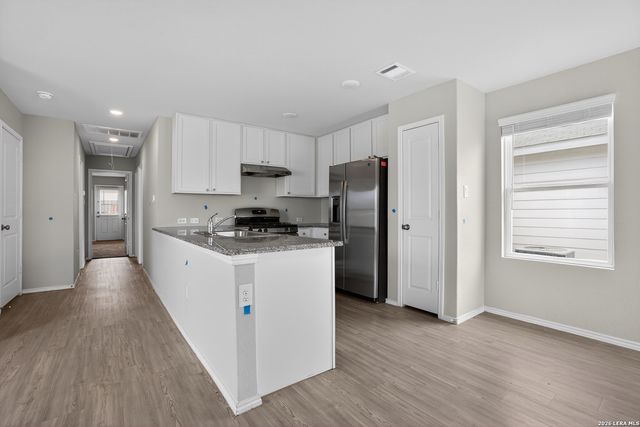 8230 Piedra Medina, San Antonio, TX 78252