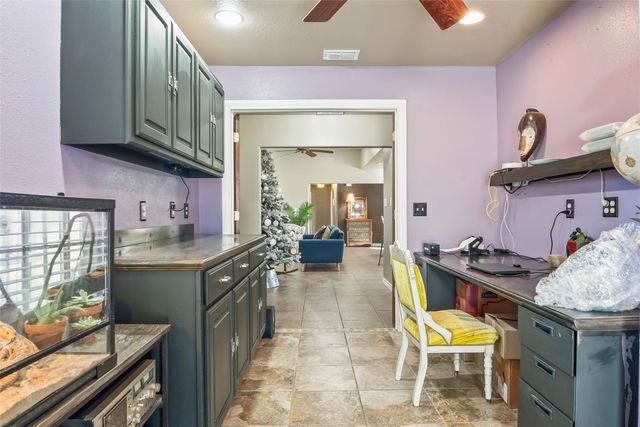 244 Point Circle, Pilot Point, TX 76258