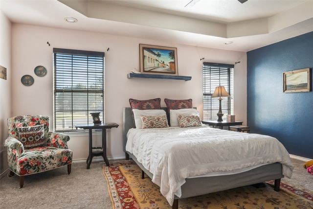 244 Point Circle, Pilot Point, TX 76258