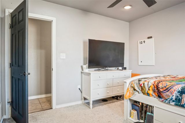 244 Point Circle, Pilot Point, TX 76258