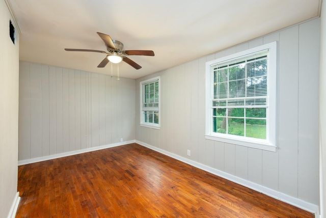 1702 W Crockett Street, La Marque, TX 77568