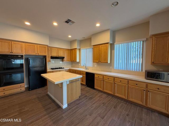 4944 Monument Street, Simi Valley, CA 93063