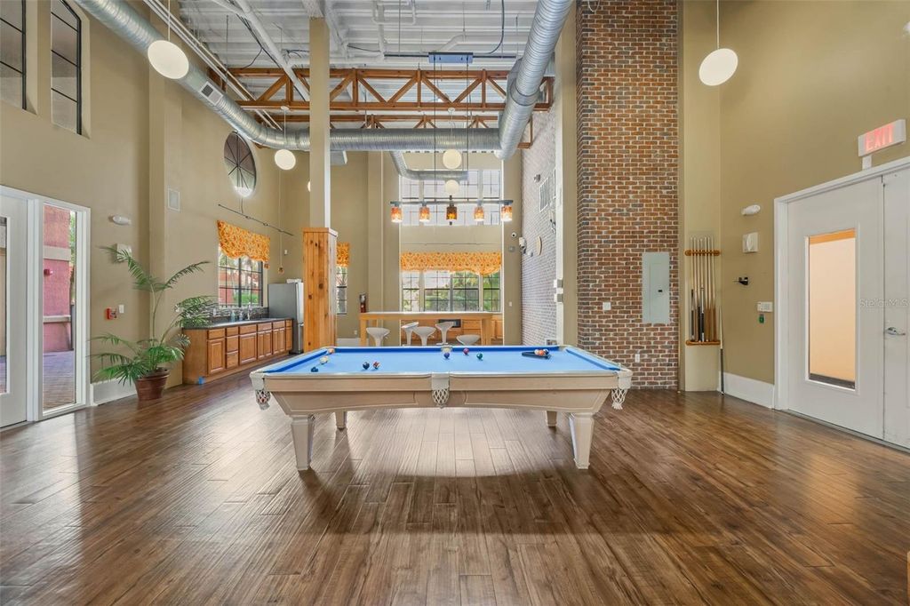 Image 26 of property listing at 911 N ORANGE AVENUE 548, Orlando, FL 32801