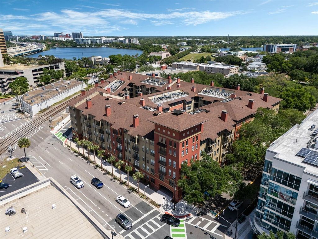 Image 35 of property listing at 911 N ORANGE AVENUE 548, Orlando, FL 32801