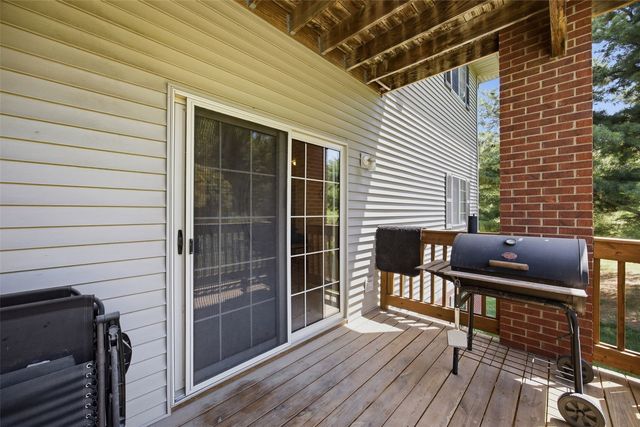 2272 Holiday Road 606, Coralville, IA 52241