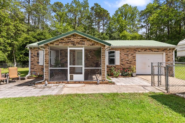 894 Williams Avenue, Crestview, FL 32539