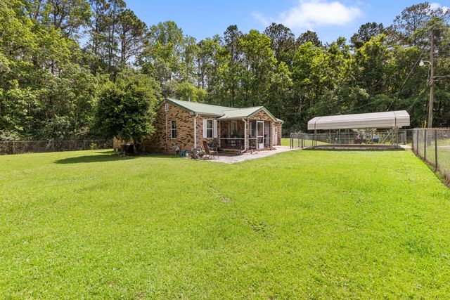 894 Williams Avenue, Crestview, FL 32539