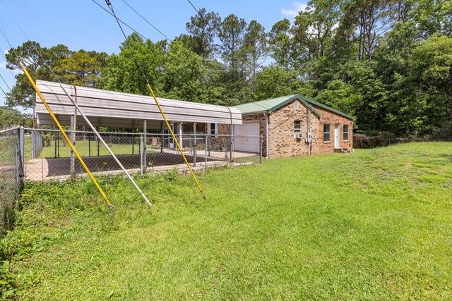 894 Williams Avenue, Crestview, FL 32539