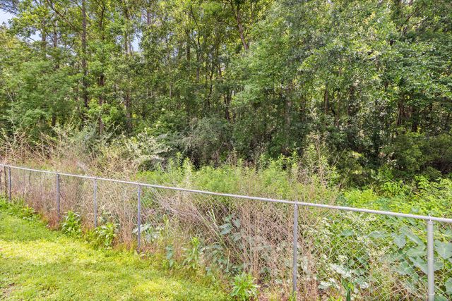 894 Williams Avenue, Crestview, FL 32539