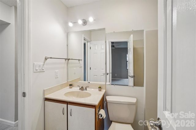 602 Abbey Circle, Asheville, NC 28805