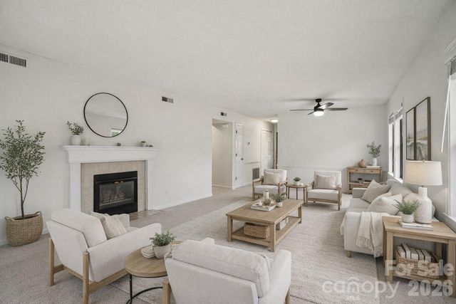 602 Abbey Circle, Asheville, NC 28805